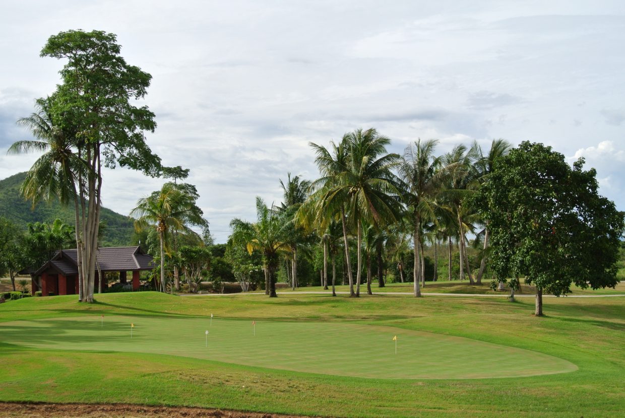 Majestic Creek Country Club (18)